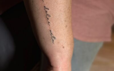 Tatuaż fine line – delikatne tatuaże, które podbijają Śląsk